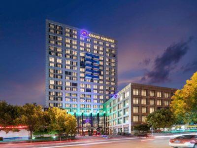 Hotel Grand Mercure Century Park 5*