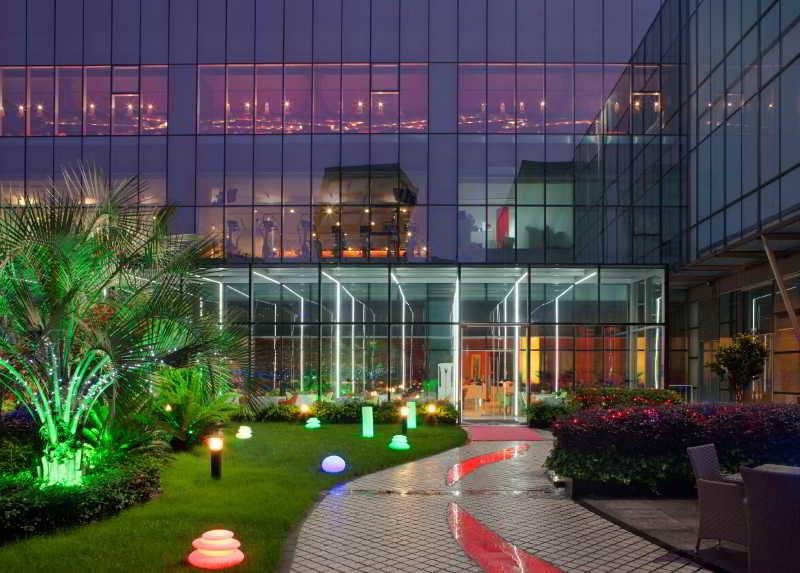 Grand Mercure Century Park Hotel Shanghai